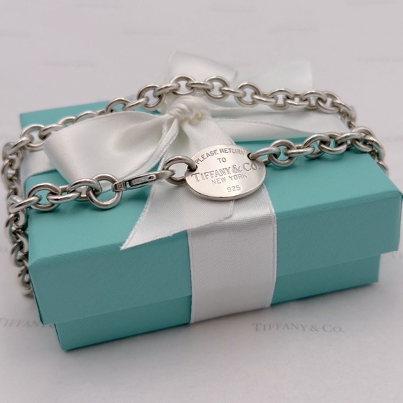 Tiffany & Co. Return to Tiffany Oval Tag Choker Necklace Sterling Silver W/ Box - Picture 7 of 12
